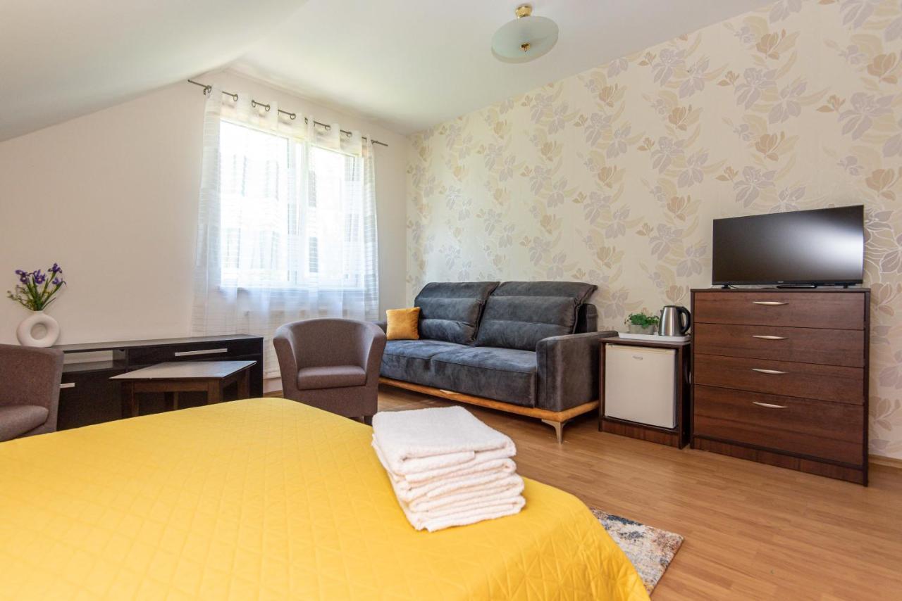 Guest House Pasaulio Krastas 帕兰加 外观 照片