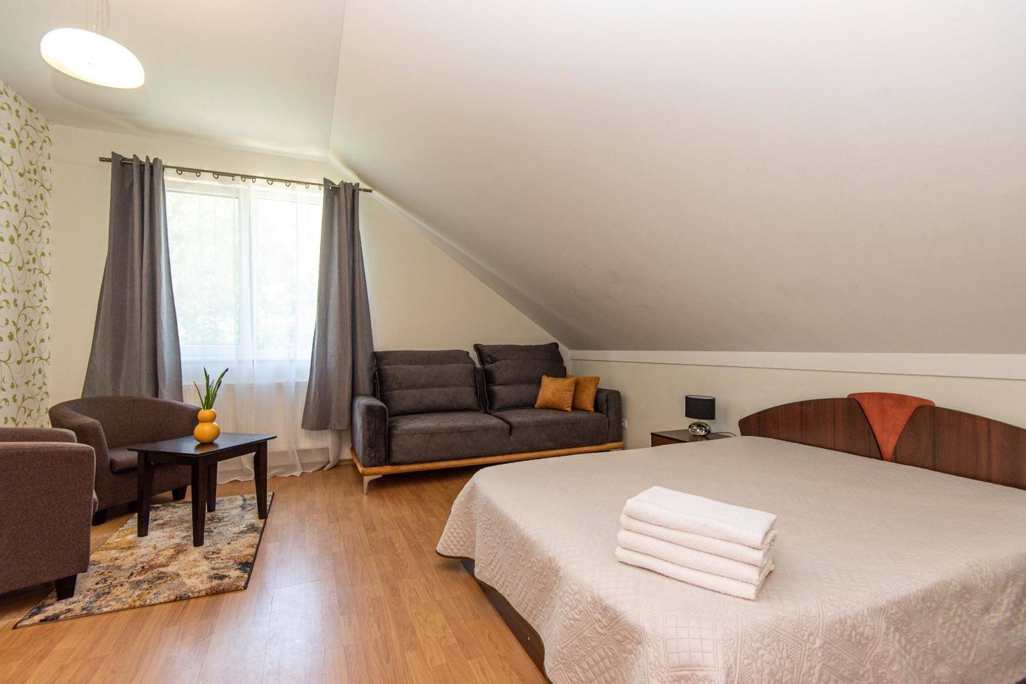 Guest House Pasaulio Krastas 帕兰加 外观 照片